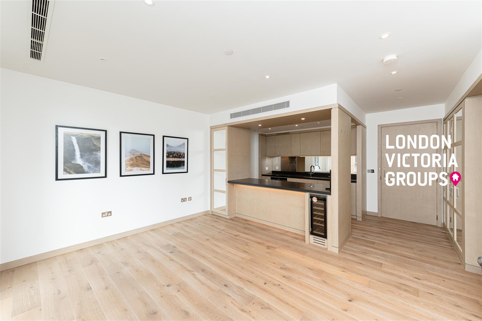 2 bed property in Legacy Building, 1 Viaduct Gardens, London